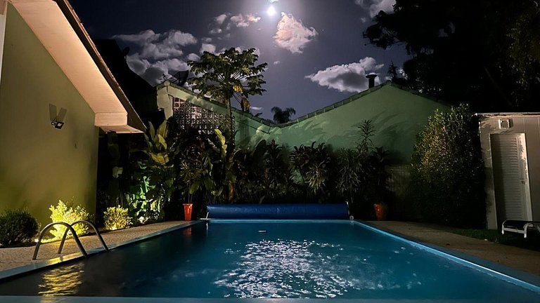 A Campeã da Riviera! Casa Térrea | 4 Quartos | Piscina Aquec
