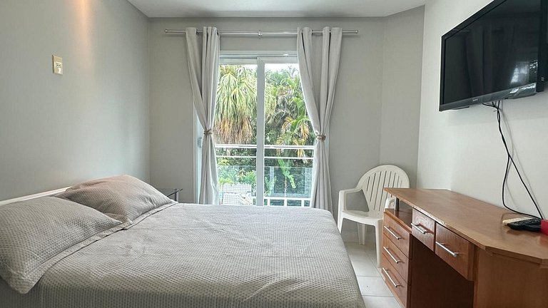Tranquila e Espaçosa Casa na Riviera | 4 Suítes
