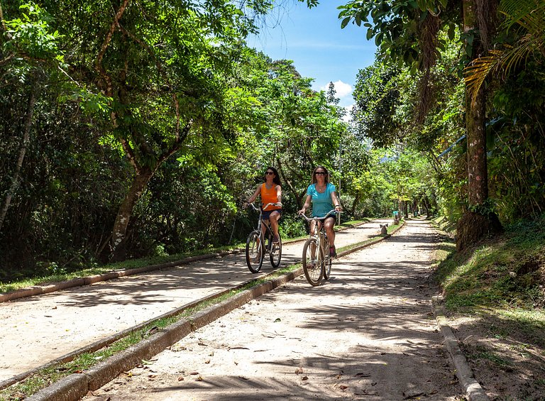 Maravilhosa Casa na Riviera | 5 Suítes | Módulo 20