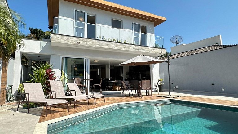 Linda e Moderna Casa Riviera | 5 Suítes| Mód 26