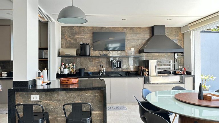 Linda e Moderna Casa Riviera | 5 Suítes| Mód 26