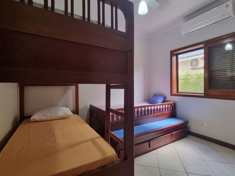 Casa Térrea | Piscina Aquecida | 4 Quartos Mód 20